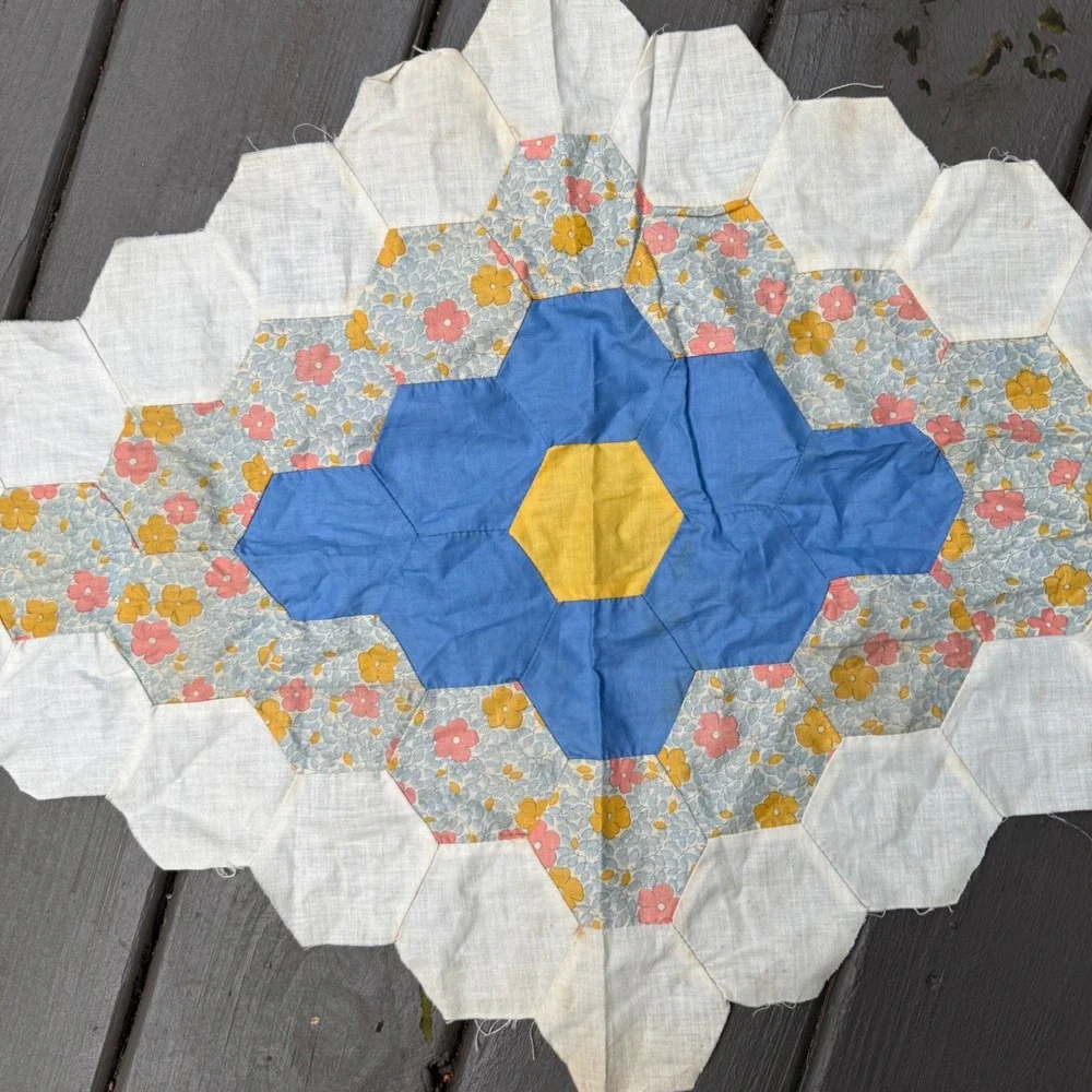 2.7.1 Vtg Hand Pieced Grandmother's Flower Garden Quilt Block 33.5x20.25 Hexagon